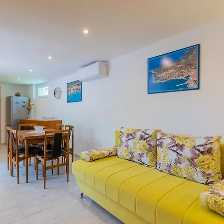 Apartment Mariza Cres