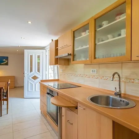 Mariza Apartment