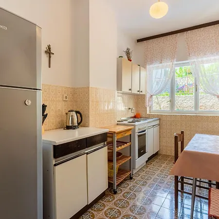 Mariza Apartment *
