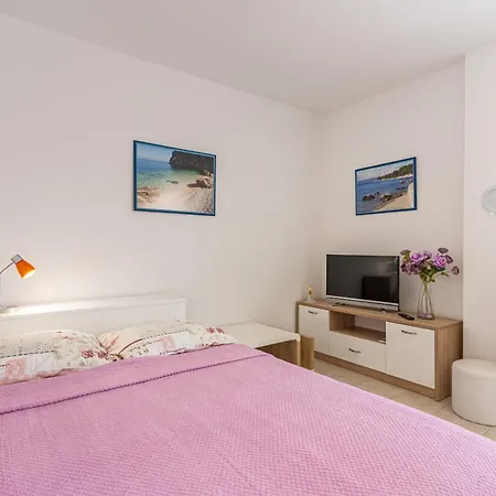 Apartment Mariza *